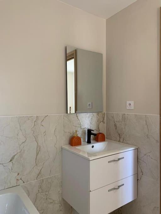 Villa Chic 3 Chambres ,2 Sdb Châtellerault Dış mekan fotoğraf