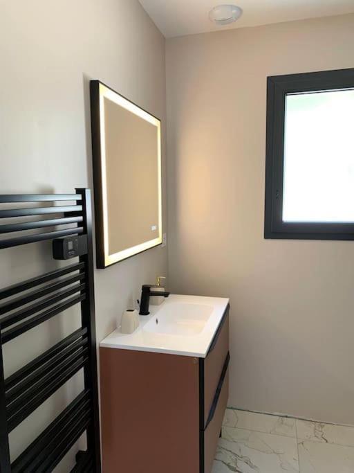 Villa Chic 3 Chambres ,2 Sdb Châtellerault Dış mekan fotoğraf